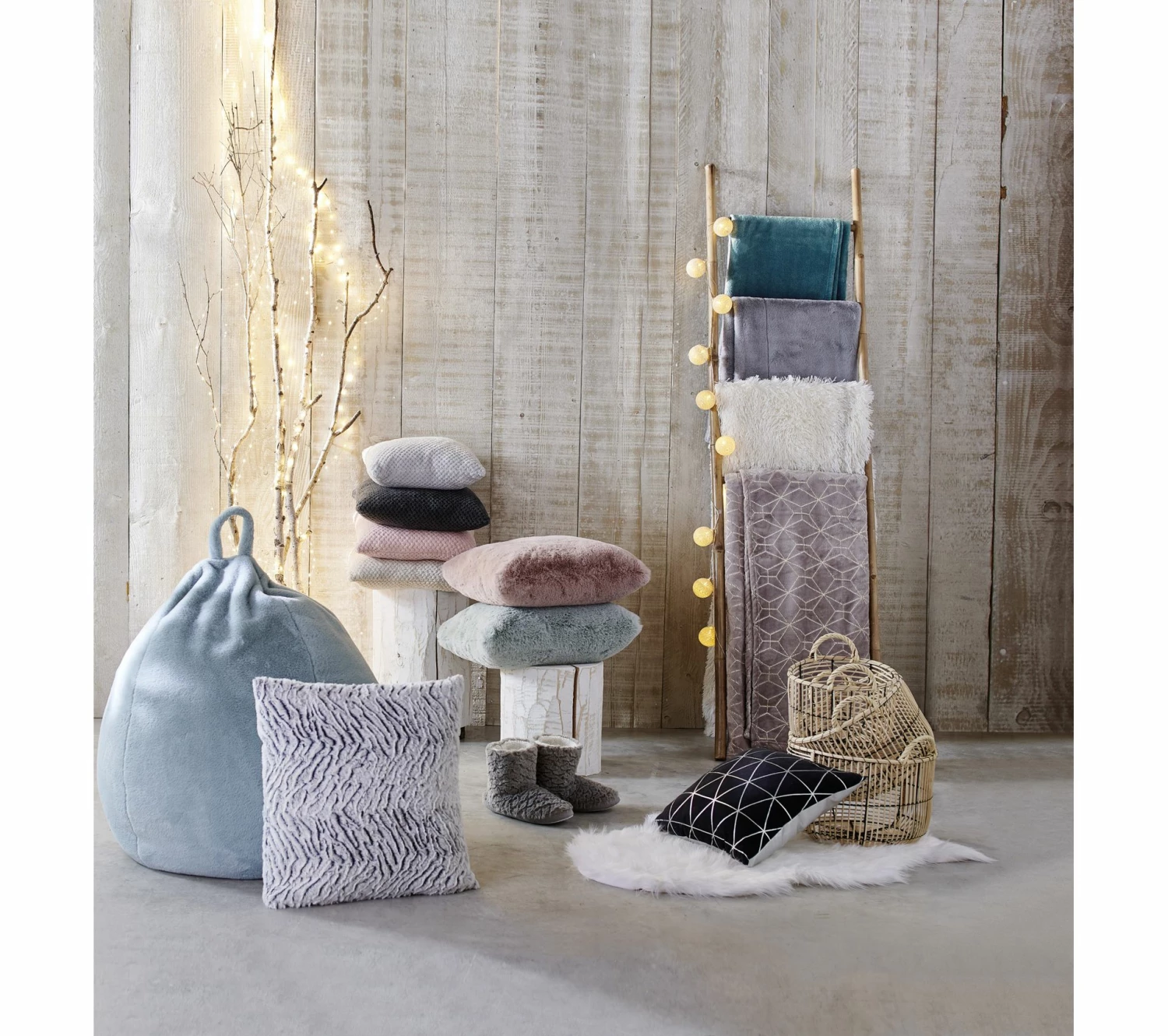 Bon marché 😀 LINEA NATURA Coussin 45x45 cm JACOB Gris / Blanc ✔️ 10 Bon marché 😀 LINEA NATURA Coussin 45x45 cm JACOB Gris / Blanc ✔️ – Image 8